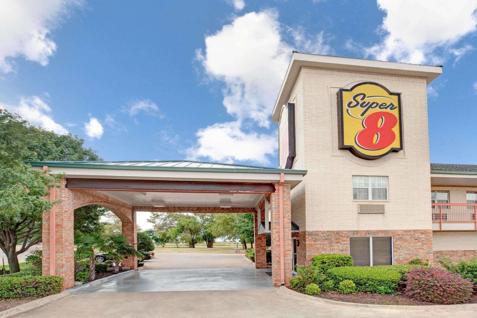 Hotel Super 8 By Wyndham Arlington Near At&T Stadium Exterior foto